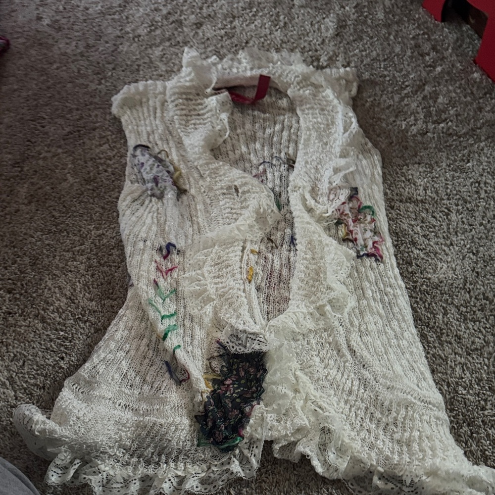 Mechant White Lace Cardigan with Floral Accents